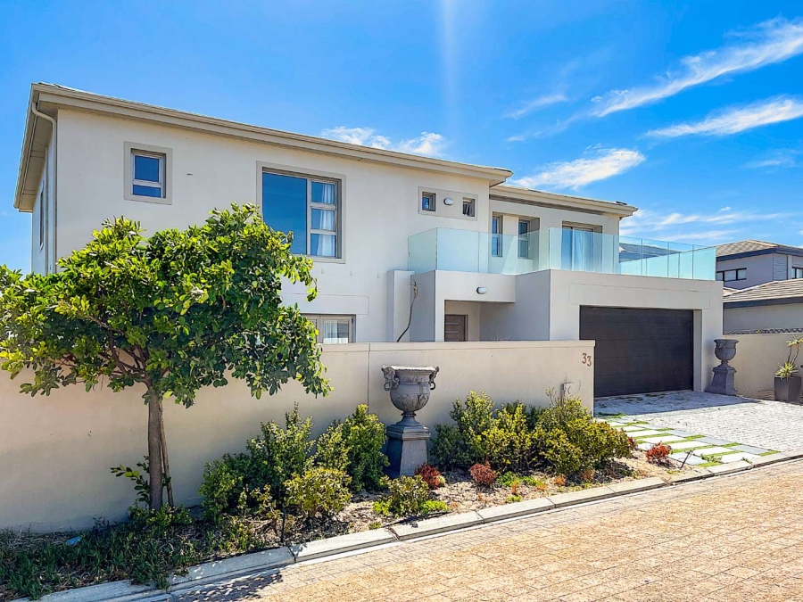 4 Bedroom Property for Sale in Sunset Beach Western Cape